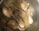 Foto del paso 2 de la receta: Pollo con olivas rellenas