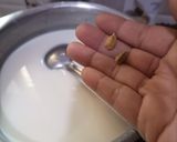 A picture of step 1 of Sheer khurma.