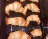 Foto langkah ke 2 dari resep Choco croissant.