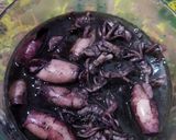 Foto langkah ke 4 dari resep Cumi Bumbu Hitam.