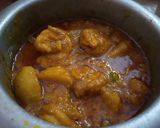 A picture of step 4 of Prawn Curry.