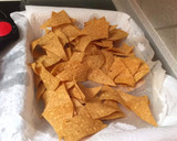 Foto del paso 4 de la receta: Guaca~Nachos 😋😋