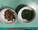 Foto del paso 2 de la receta: Margaritas con radicchio, ricota y espinacas