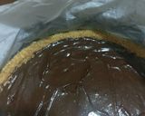 A picture of step 6 of Avocado chocolate pie.