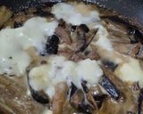 Foto del paso 4 de la receta: Berenjenas🍆en salsa de ajo🧄, miel🍯y queso🥯🧀🍆