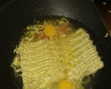 Foto langkah ke 4 dari resep Mie kuah spesial #23.