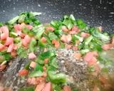सूजी का नमकीन हलवा (Suji ka namkeen halwa recipe in hindi) रेसिपी चरण 5 फोटो