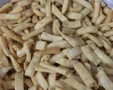 મેંદા ની નીમકી (Maida Nimki Recipe In Gujarati) રેસીપી સ્ટેપ2ફોટો
