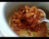 A picture of step 2 of بھیں پالک چکن.