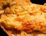 Foto del passaggio 11 della ricetta Panelle siciliane su fette di pane bruschettato aromatico