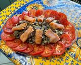 Une image de l'étape 12 de Salade de betteraves et tomates au saumon fumé.