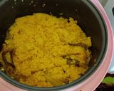 Foto langkah ke 3 dari resep Nasi kuning rice cooker.
