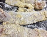 Foto del paso 3 de la receta: Filet de merluza a la romana