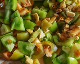 हरे टमाटर की खट्टी मीठी लौंजी रेसिपी चरण 1 फोटो