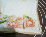 Foto langkah ke 6 dari resep Frozen Vegie Ragout Bread, Roti isi Ragut Sayur.