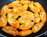 Foto del paso 4 de la receta: QUICHÉ De🍌Plátano Maduro y Bocadillo...!😋