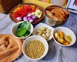 Foto langkah ke 1 dari resep Ayam Pedas Kuah Daun Bawang.
