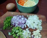 Foto langkah ke 1 dari resep Nasi Goreng 5 Jenis Bawang.