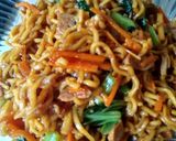 Foto langkah ke 5 dari resep Mie goreng.