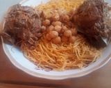 صورة لخطوة 5 من وصفة رشتة بصوص حمراء بكرومة الخروف
