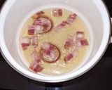 Cukkinis virslis lecsó tarhonyával recept fázis 3 fotója