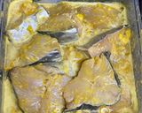 Foto langkah ke 1 dari resep Acar Kuning Tenggiri.