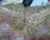 Foto del paso 2 de la receta: Corvina a la plancha con majado de ajo y perejil