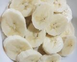 صورة لخطوة 2 من وصفة شوفان بالحليب صحي بدون سكر 😋🍌