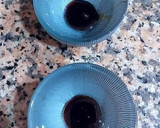 Foto del paso 4 de la receta: Flan de vainilla con bizcochos de nata y chocolate