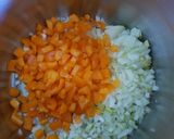 A picture of step 1 of Vegan chilli con carne.