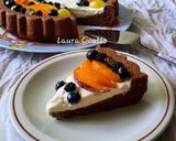 Foto del passaggio 13 della ricetta Torta Mary Ann cake al cacao con crema al mascarpone e frutta