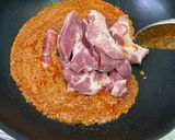 A picture of step 3 of Beef Massaman Curry.