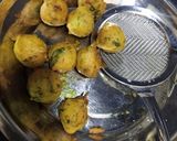 કરકરા લોટ ના ગોટા રેસીપી સ્ટેપ5ફોટો