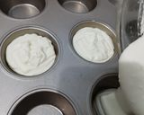 Foto langkah ke 2 dari resep Brazilian Cheese Bread / Pão de Queijo.