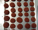 Foto langkah ke 6 dari resep Kue coklat kacang ukuran gelas.