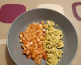 Foto del paso 2 de la receta: Ensalada de aguacate y tomate