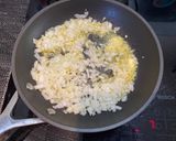 A picture of step 1 of Spinatknödel with Parmesan (Spinach Dumpling).