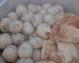 Foto langkah ke 7 dari resep Cilok Lembut Sambal Brambang Asem.