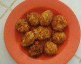 Foto langkah ke 7 dari resep MPASI Bread Crumbs Rice Ball with Mozarella Cheese (bola nasi).