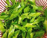 Hình bước làm 2 của món Đỗ khế xào thịt bò (đậu rồng xào thịt bò)