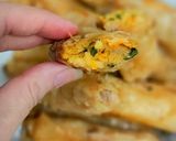 Hình bước làm 4 của món Cơm nguội cuốn