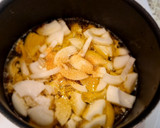 Foto del paso 3 de la receta: Carrilleras ibéricas a la manzanilla y salchichas frescas