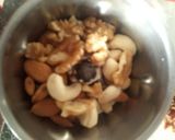 A picture of step 2 of Dates ladoo.