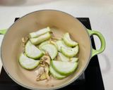 速成料理 |鹽麴絲瓜煨麵的食譜步驟3照片