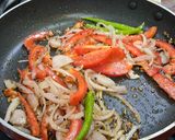 A picture of step 5 of Orissa Style Bhindi Masala.