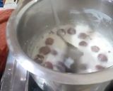आलू सिंघाड़े आटे की दूध बरिया (aloo singhadeki dudh bariya recipe in hindi) रेसिपी चरण 4 फोटो