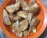 Foto langkah ke 2 dari resep Potato Wedges.