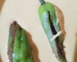 A picture of step 5 of Mirch pakora.