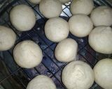 A picture of step 4 of Litti choka with coriander chutney.