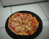 Foto langkah ke 6 dari resep Pizza sosis simple 😁😍😘.